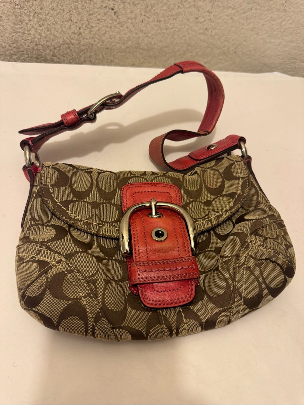 Y2K Coach Tan Signature C Mini Soho Flap Shoulder Bag Purse 11860